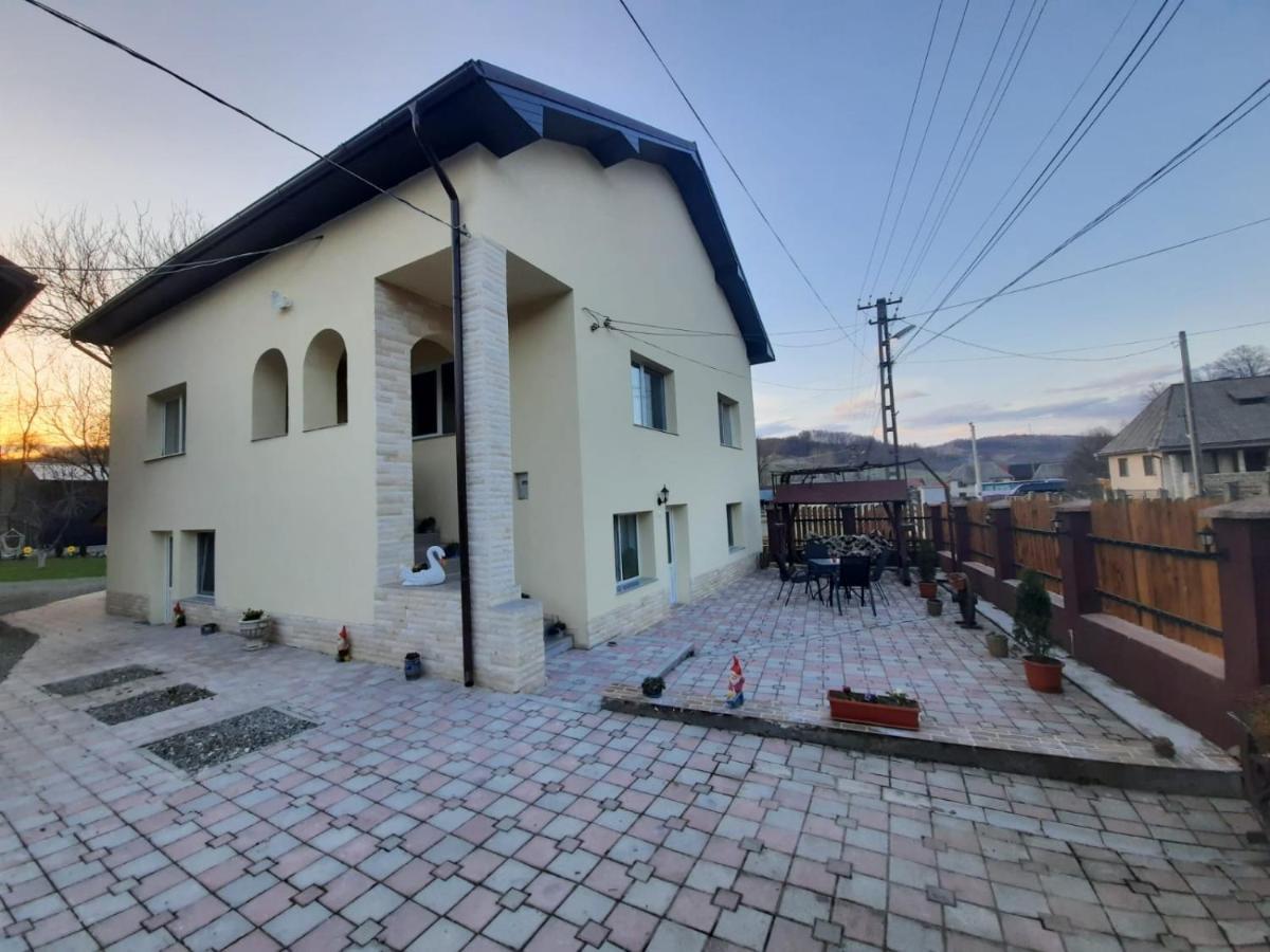 Pensiunea Casa Godja Văleni Dış mekan fotoğraf