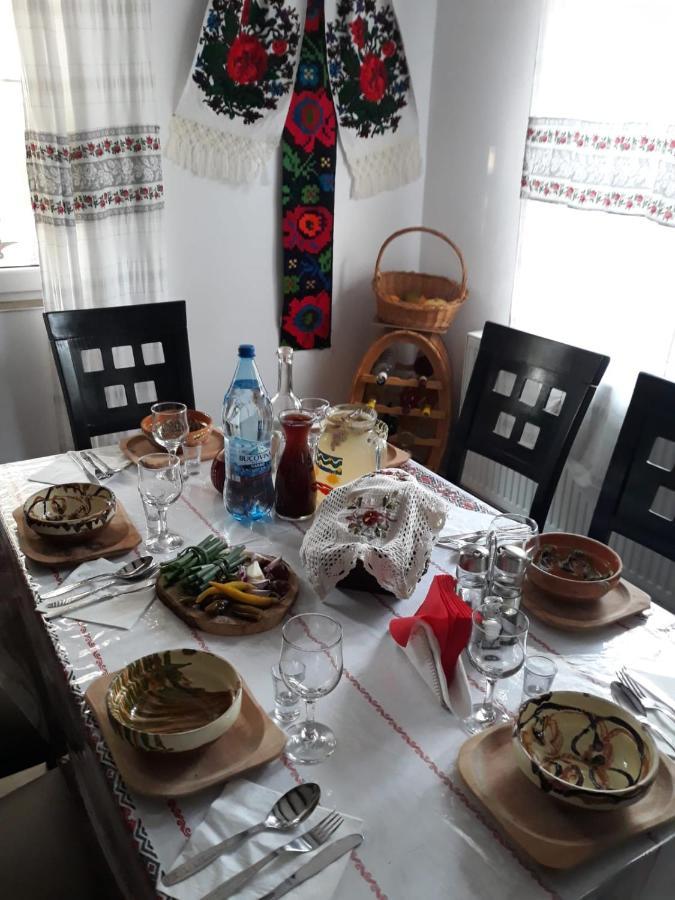 Pensiunea Casa Godja Văleni Dış mekan fotoğraf