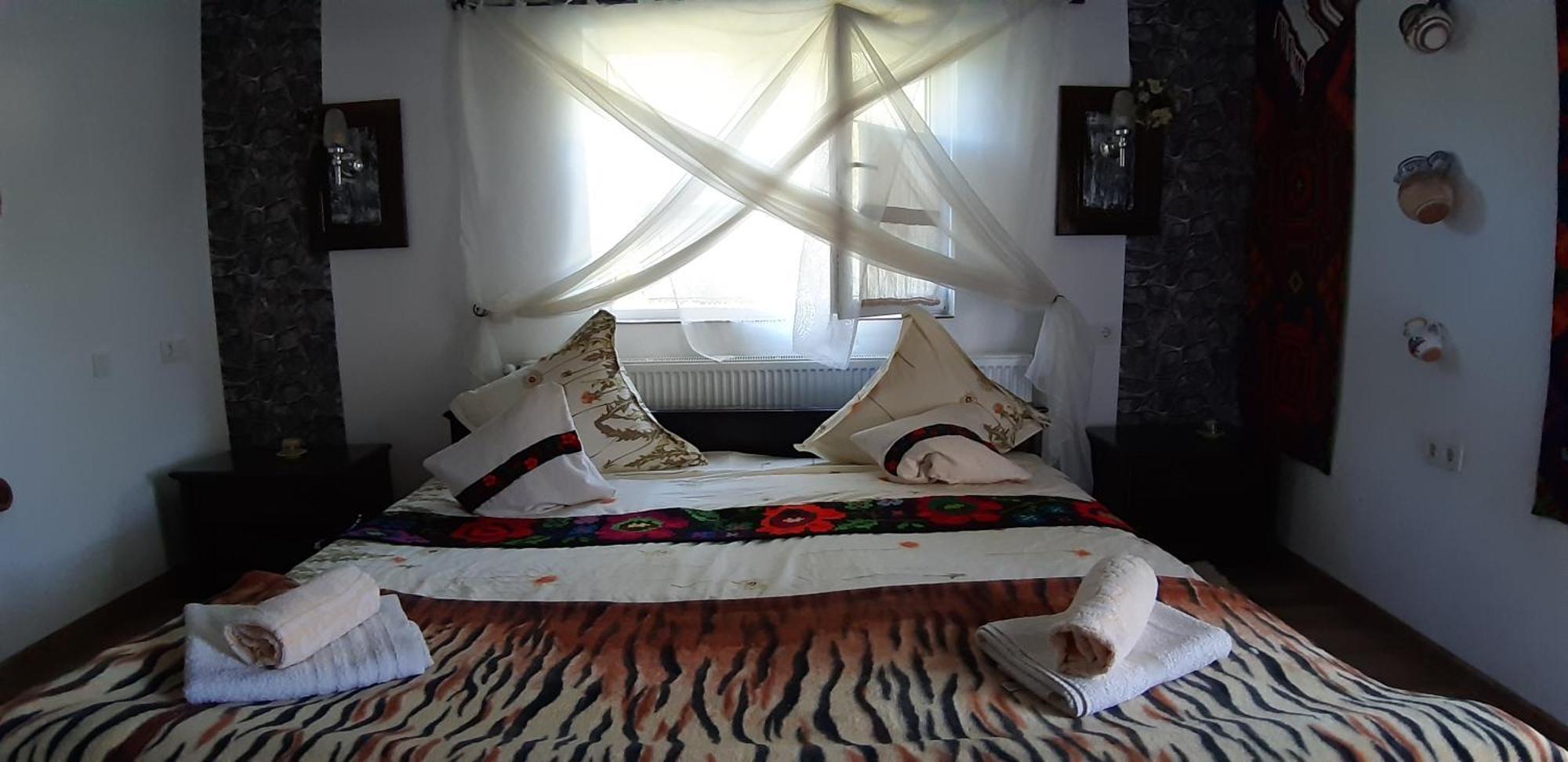 Pensiunea Casa Godja Văleni Oda fotoğraf