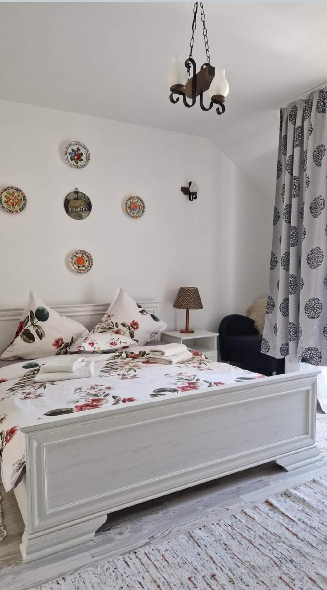 Pensiunea Casa Godja Văleni Dış mekan fotoğraf